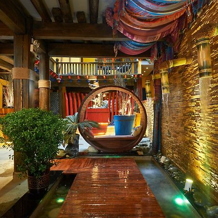 Jiumi Snow Mountain Original Art Hotel Шангри Ла Екстериор снимка